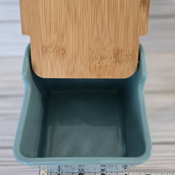 Ceramic Turquoise Garlic Keeper - Picture 5 of 8